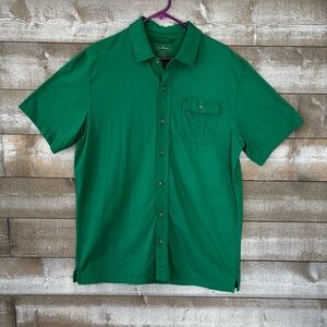 L.L. Bean Men's Vibrant Kelly Green Casual Button Up Shirt